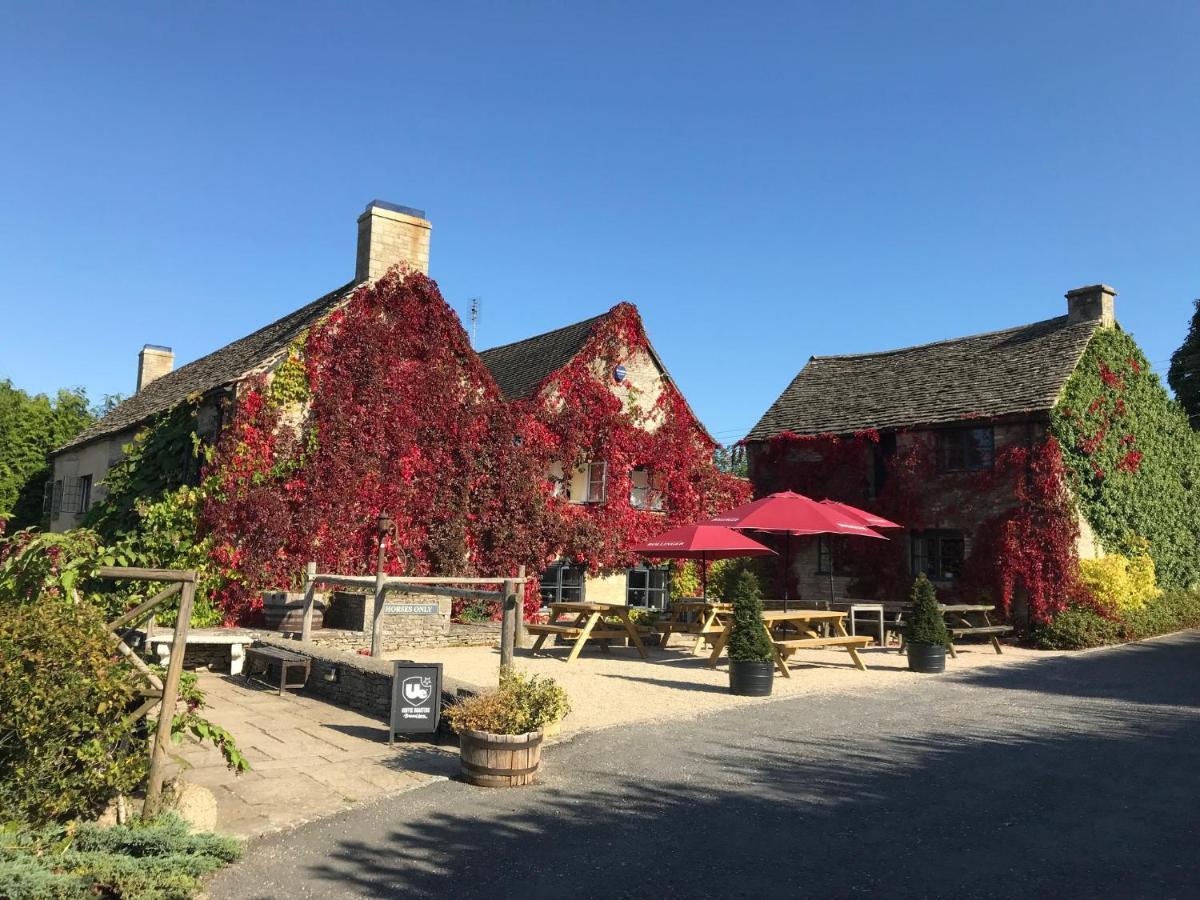 The Bell At Sapperton Bed & Breakfast Cirencester Exterior photo